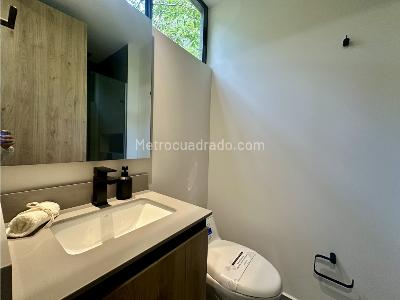Apartamento en venta en Loma De Las Brujas, Envigado · foto 7 de 13