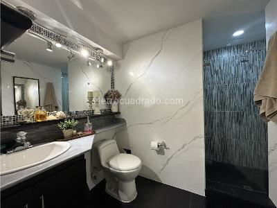 Apartamento de 3 alcobas en venta en El Poblado, Medellín, 207 m² · foto 17 de 17