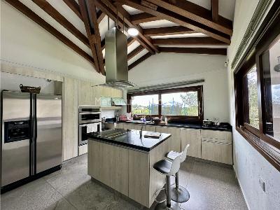 Casa de 3 alcobas en venta en Variante Aeropuerto, Envigado, 400 m² · foto 5 de 20