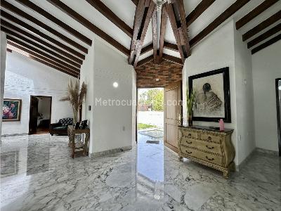 Casa de 3 alcobas en venta en Variante Aeropuerto, Envigado, 400 m² · foto 17 de 20