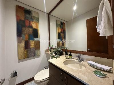 Apartamento en venta en Alejandria, Medellín · foto 8 de 19