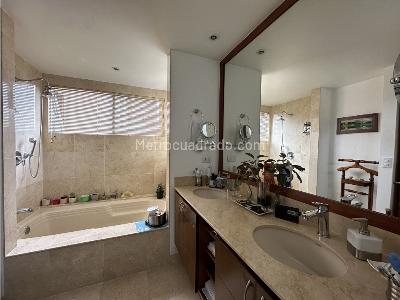 Apartamento en venta en Alejandria, Medellín · foto 10 de 19