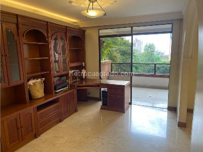 Apartamento de 4 alcobas en venta en El Poblado, Medellín, 254 m² · foto 3 de 20