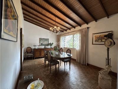 Casa de 4 alcobas en venta en El Poblado, Medellín, 300 m² · foto 7 de 19