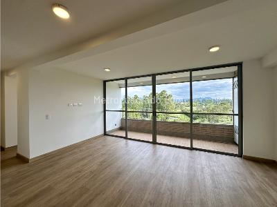Apartamento de 3 alcobas en venta en El Porvenir, Rionegro, 87 m² · foto 2 de 12