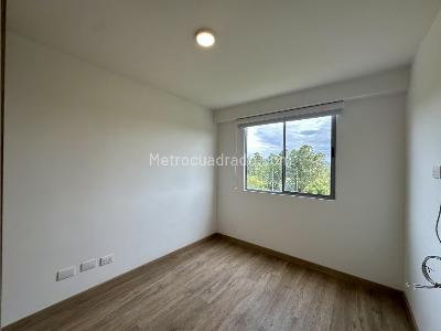 Apartamento de 3 alcobas en venta en El Porvenir, Rionegro, 87 m² · foto 5 de 12