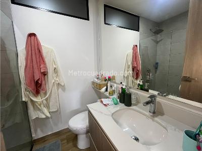 Apartamento de 2 alcobas en venta en Sajonia, Rionegro, 104 m² · foto 11 de 20