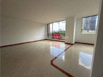 Apartamento de 2 alcobas en venta en El Poblado, Medellín, 120 m² · foto 10 de 11