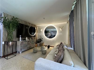 Casa de 4 alcobas en venta en Poblado Las Santas, Medellín, 330 m² · foto 4 de 14