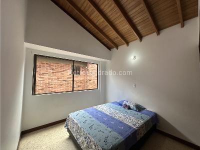 Casa de 4 alcobas en venta en Poblado Las Santas, Medellín, 330 m² · foto 10 de 14