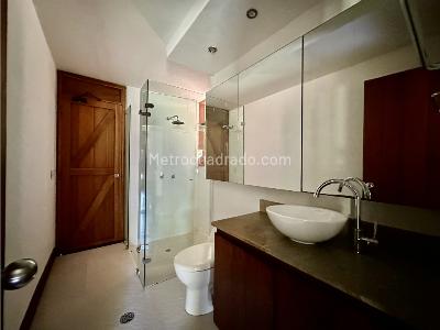 Casa de 3 alcobas en venta en Llanogrande, Rionegro, 450 m² · foto 7 de 20