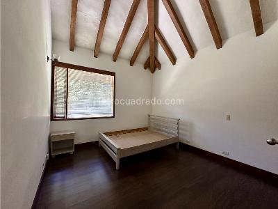Casa de 3 alcobas en venta en Llanogrande, Rionegro, 450 m² · foto 9 de 20