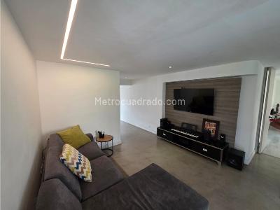 Apartamento de 4 alcobas en venta en Poblado Los Parra, Medellín, 258 m² · foto 14 de 19