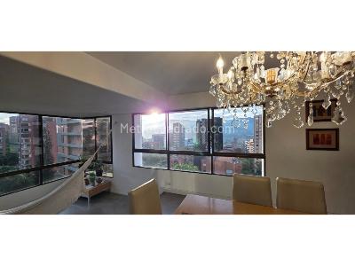 Apartamento de 4 alcobas en venta en Poblado Los Parra, Medellín, 258 m² · foto 2 de 19