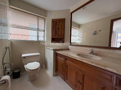 Apartamento en venta en Los Rosales, Bogotá · foto 15 de 20