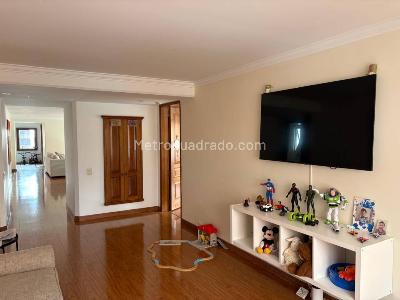 Apartamento en venta en Los Rosales, Bogotá · foto 19 de 20