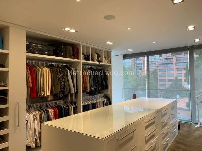 Apartamento de 4 alcobas en venta en Los Rosales, Bogotá, 558 m² · foto 12 de 20