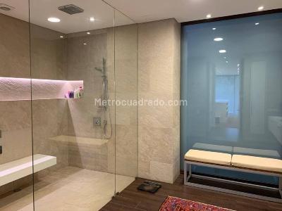 Apartamento de 4 alcobas en venta en Los Rosales, Bogotá, 558 m² · foto 13 de 20