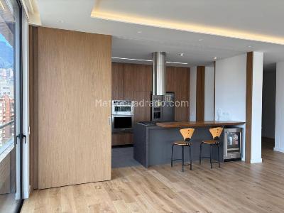 Apartamento de 3 alcobas en venta en La Cabrera El Refugio, Bogotá, 229 m² · foto 8 de 20