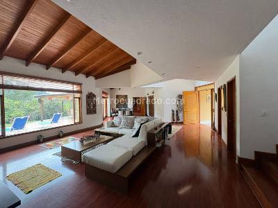 Casa de 5 alcobas en venta en La Calera, La Calera, 585 m² · foto 9 de 20