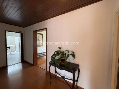 Casa en venta en Niza, Bogotá · foto 3 de 20
