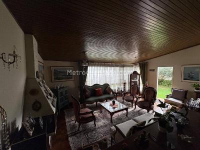 Casa de 3 alcobas en venta en Malibu Niza, Bogotá, 322 m² · foto 11 de 20