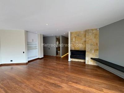 Apartamento de 2 alcobas en venta en Chico Oriental, Bogotá, 145 m² · foto 4 de 20