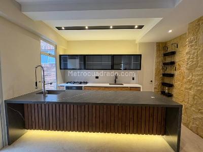 Apartamento de 2 alcobas en venta en Chico Oriental, Bogotá, 145 m² · foto 5 de 20