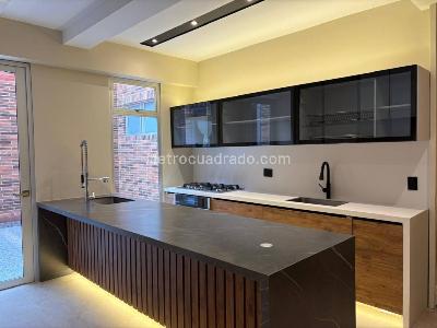 Apartamento de 2 alcobas en venta en Chico Oriental, Bogotá, 145 m² · foto 6 de 20