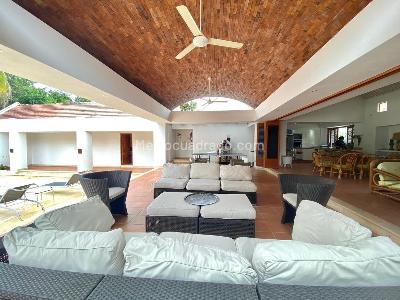 Casa de 5 alcobas en venta en Club Puerto Peñalisa, Girardot, 360 m² · foto 3 de 17