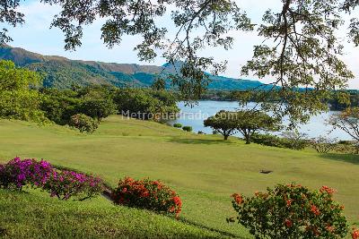 Casa de 5 alcobas en venta en Club Puerto Peñalisa, Girardot, 360 m² · foto 9 de 17