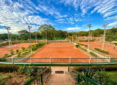 Casa de 5 alcobas en venta en Club Puerto Peñalisa, Girardot, 360 m² · foto 6 de 17