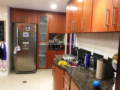 Apartamento de 2 alcobas en venta en Santa Bibiana, Bogotá, 169 m² · foto 15 de 20