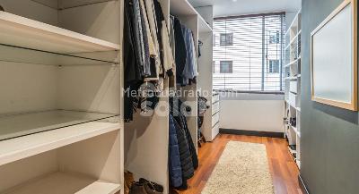 Apartamento de 2 alcobas en venta en Los Rosales, Bogotá, 220 m² · foto 11 de 14