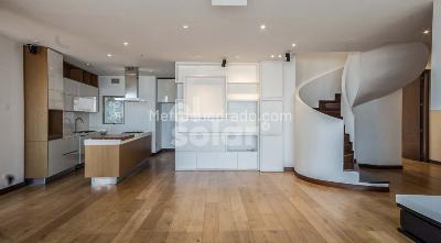 Apartamento de 2 alcobas en venta en Los Rosales, Bogotá, 180 m² · foto 2 de 11
