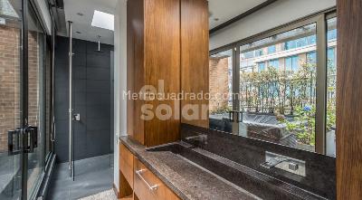 Apartamento de 2 alcobas en venta en Los Rosales, Bogotá, 180 m² · foto 10 de 11