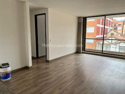Apartamento de 3 alcobas en venta en El Batan Ii Sector, Bogotá, 83 m² · foto 8 de 16