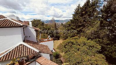 Apartamento de 3 alcobas en venta en Balcon De Lindaraja, Bogotá, 176 m² · foto 6 de 14