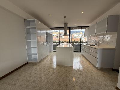 Apartamento de 3 alcobas en arriendo en El Virrey Ultima Etapa, Bogotá, 181 m² · foto 4 de 16