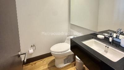 Apartamento de 3 alcobas en venta en Los Rosales, Bogotá, 173 m² · foto 4 de 20