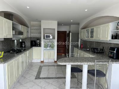 Apartamento de 5 alcobas en venta en San Patricio, Bogotá, 378 m² · foto 11 de 20