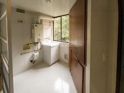 Apartamento en venta en Los Rosales, Bogotá · foto 7 de 13