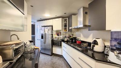 Apartamento de 3 alcobas en venta en Los Rosales, Bogotá, 177 m² · foto 6 de 11