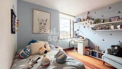 Apartamento de 3 alcobas en venta en Los Rosales, Bogotá, 177 m² · foto 8 de 11