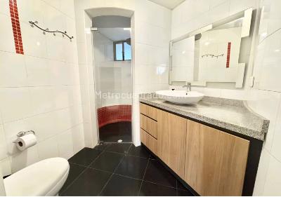 Apartamento en venta en Santa Barbara Central, Bogotá · foto 8 de 9