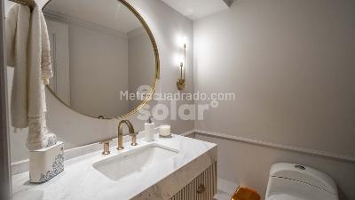 Apartamento de 2 alcobas en venta en Rosales Bajo, Bogotá, 194 m² · foto 7 de 11