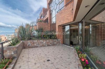 Apartamento en venta en Chico Alto, Bogotá · foto 4 de 13