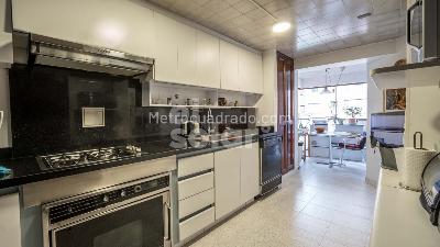Apartamento en venta en Los Rosales, Bogotá · foto 4 de 14