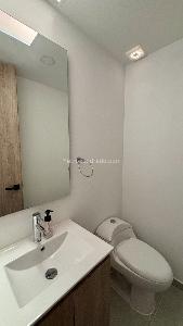 Apartaestudio en venta en Cedritos, Bogotá, 37 m² · foto 3 de 9
