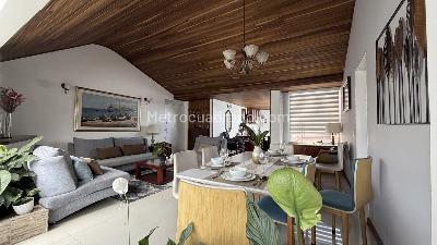 Apartamento en venta en Santa Barbara Central, Bogotá · foto 2 de 10